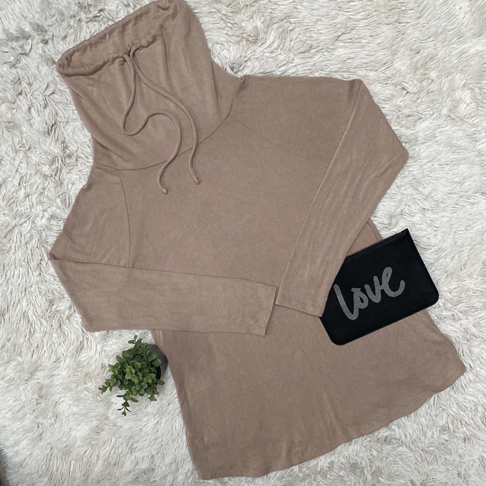 Jenny Boston Drawstring Cowl Neck Tunic Top 💗 Tan